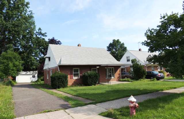 4 Bedroom Bungalow for Rent! Euclid, Ohio photos photos