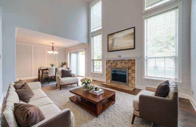 115 Meadowbrook Lane Gallery 3