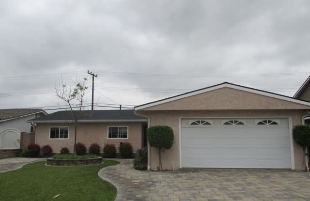 16762 Ross - 16762 Ross Ln, Huntington Beach, CA 92647