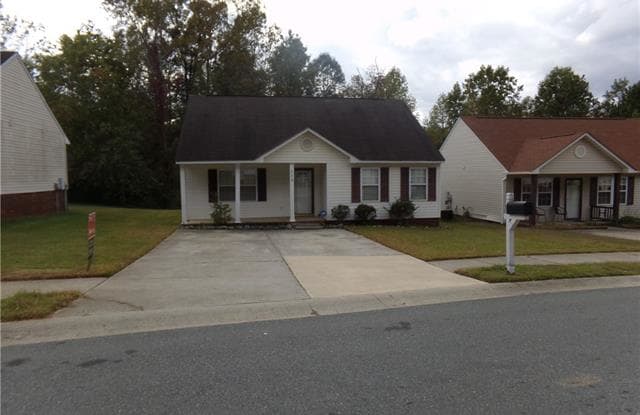 513 Graham Meadow Drive - 513 Graham Meadow Drive, Charlotte, NC 28213