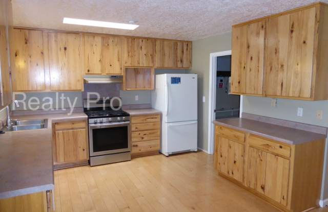 821 Rio Arriba Avenue Southeast Gallery 3