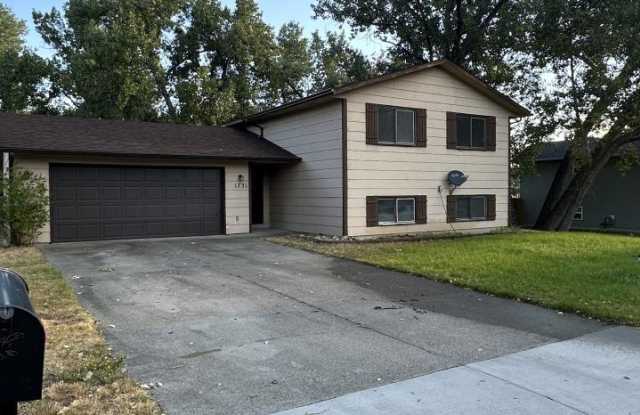 1731 Broadview Drive photos photos 1731 Broadview Drive photos photos