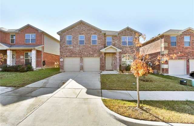 5204 Marina Drive Gallery 2