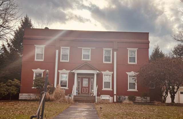 169 College Ave - Beaver photos photos