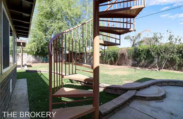 4002 E. Patricia Jane Dr Gallery 4
