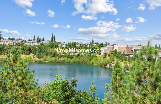 Two Bedroom Condo in Progress Ridge - Lake Views! photos photos Two Bedroom Condo in Progress Ridge - Lake Views! photos photos