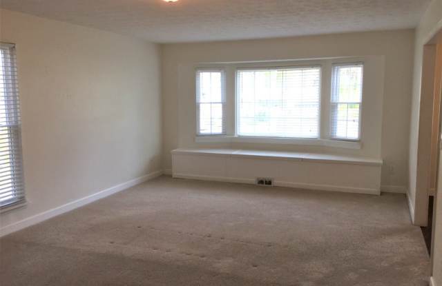 2224 Thicket Ct Gallery 3