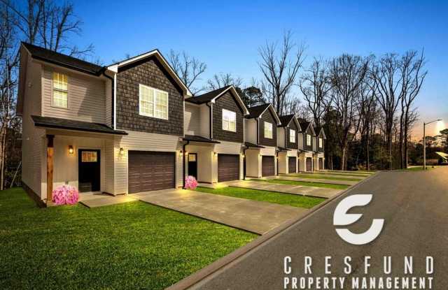 Luxury New 3BR Townhomes | Garage + Pool | 7 min to Fort Bragg photos photos