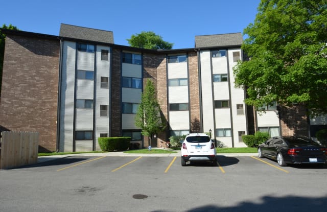 560 VINE Avenue - 560 Vine Avenue, Highland Park, IL 60035