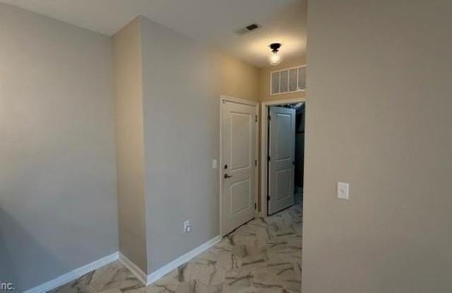 1733 Dromolin Drive Gallery 4