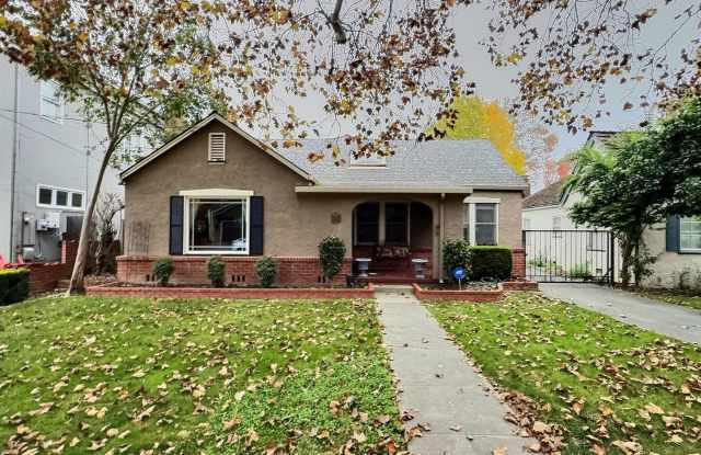 3BD/2BA Classic Charming Home in Desirable Willow Glen - 1191 Laurie Avenue, San Jose, CA 95125