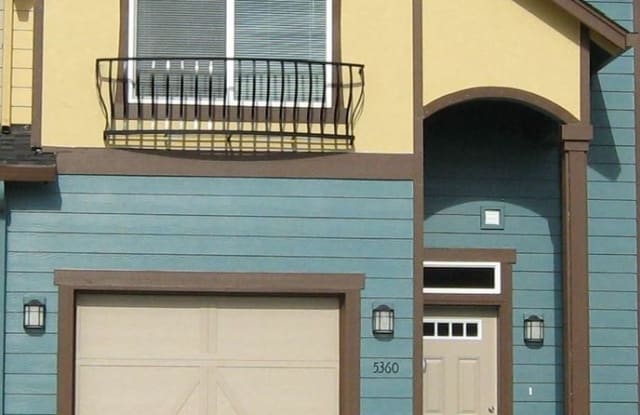 5360 NE 83rd Place - 5360 Northeast 83rd Avenue, Vancouver, WA 98662