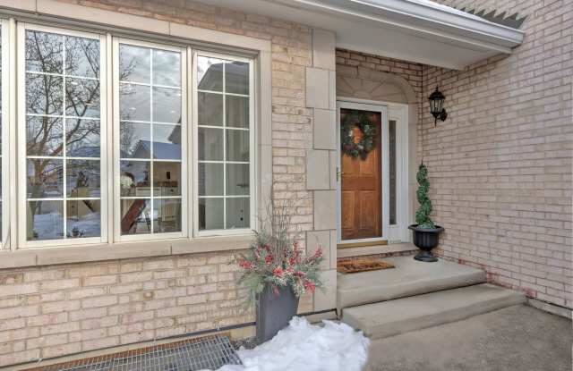 1146 Pine Oaks Circle Gallery 2