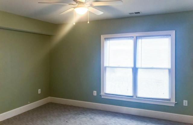 1351 Independence Ct SE Gallery 2