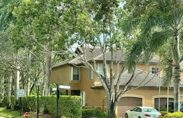 1413 Veracruz Ln - 1413 Veracruz Lane, Weston, FL 33327