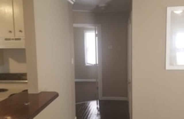 7010 Bellefontaine Avenue Gallery 2
