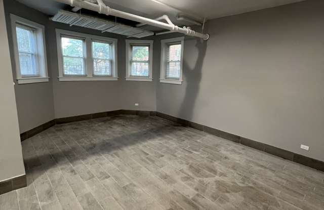 654 E 81st St Gallery 4