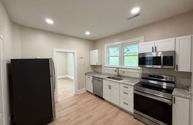 1326 Morton Avenue Southeast photos photos