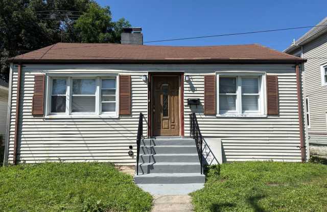 Beautiful 3 Bedroom 1 Bathroom Single Family House for Rent in Asbury Park! photos photos