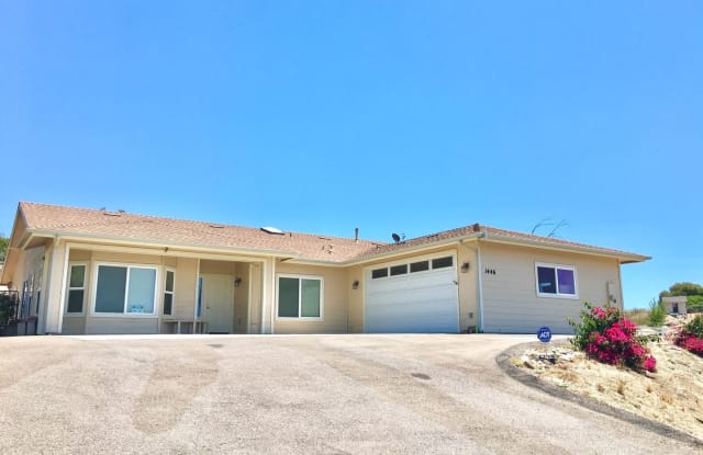 1446 Ramona View Ct - 1446 Ramona View Court, Ramona, CA 92065