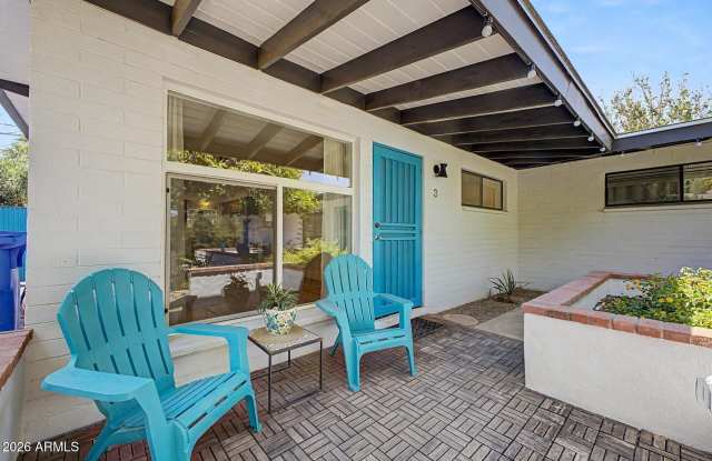 2727 E MONTECITO Avenue Gallery 1