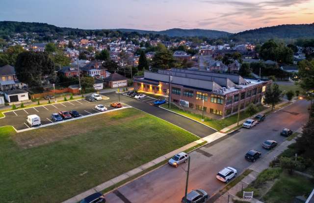 330 North Wyomissing Avenue - 217 photos photos