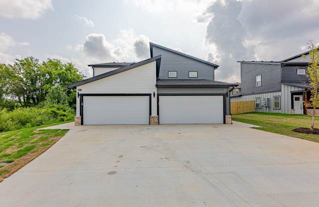 1700 Southwest Poigai Way photos photos