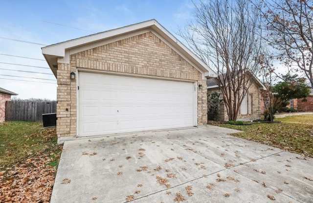 6715 White Tail Lane - 6715 White Tail Lane, Arlington, TX 76002