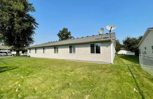 SINGLE FAMILY DUPLEX ON BEST (PL#30) Gallery 4