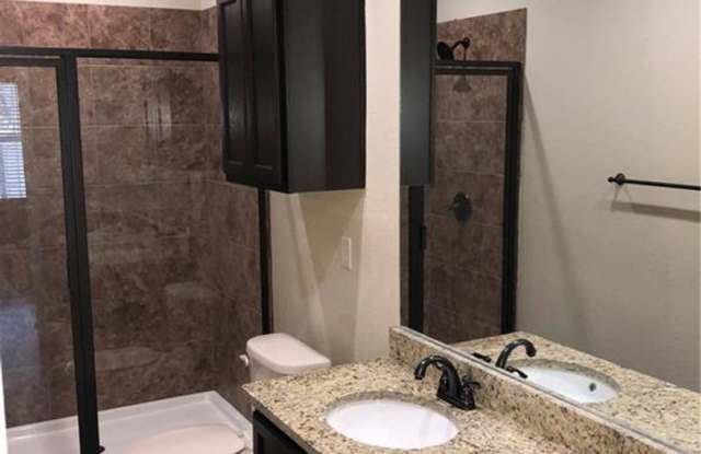 Beautifully finished 3 bed, 2 bath Home Designed for Easy Maintenance! Gallery 3