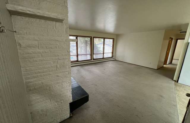 TP 1319 - 1319 Turpin St - 1319 Turpin Street, Anchorage, AK 99504 TP 1319 - 1319 Turpin St - 1319 Turpin Street, Anchorage, AK 99504