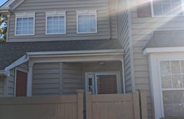 Spacious 2BR/2BA Condo at Waters Edge at the River Front Gallery 1