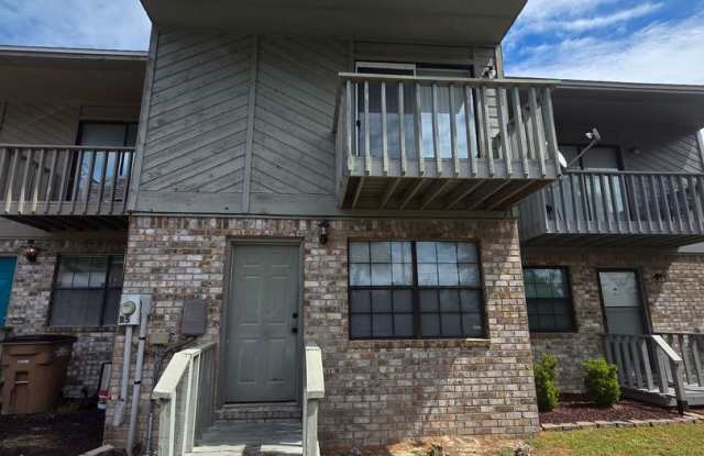 Conveniently Located Townhome w/Easy Access to Tyndall AFB! - 7320 Chipewa Street, Callaway, FL 32404