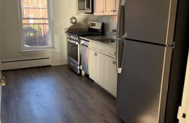 270 Oak Gallery 2