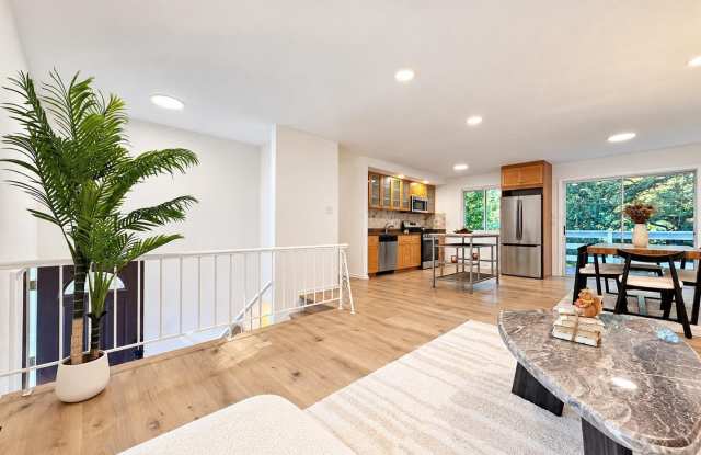 2368 OLD TRAIL Drive Gallery 3