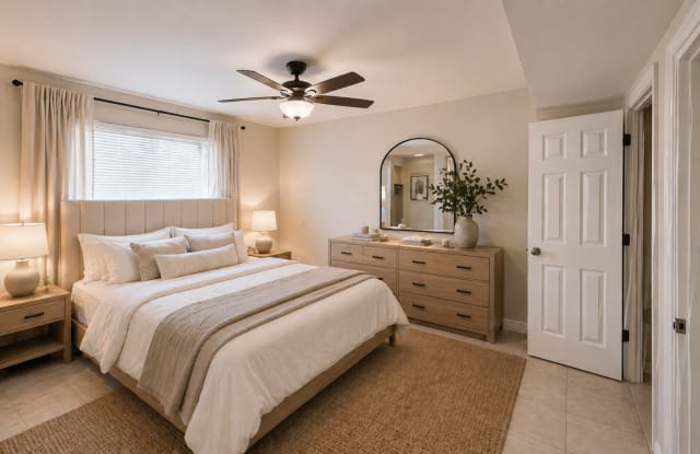 2929 Dunvale Gallery 2
