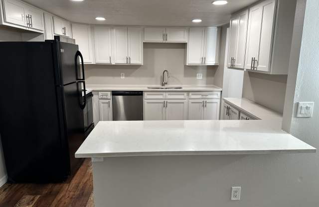 5541 Bay Boulevard photos photos