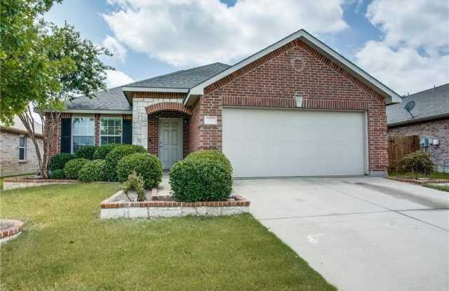 1261 Kachina Lane - 1261 Kachina Lane, Fort Worth, TX 76052