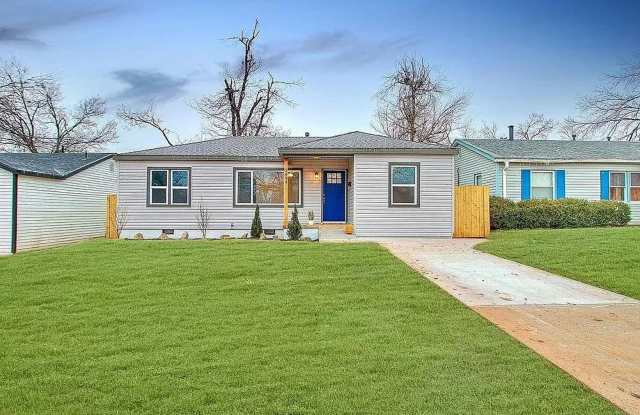 Remodeled Beauty in Mayfair Heights! photos photos