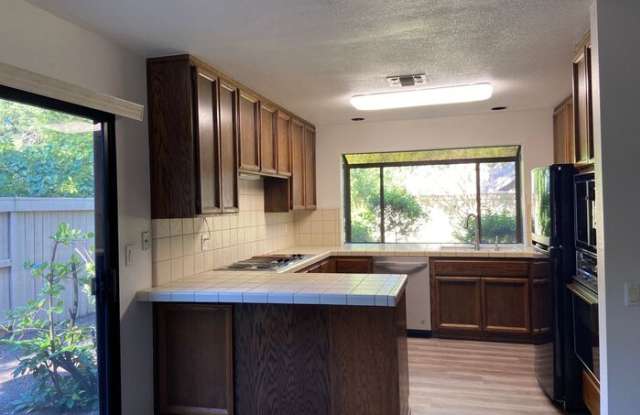 4640 Quail Hollow Court - 4640 Quail Hollow Court, Fair Oaks, CA 95628
