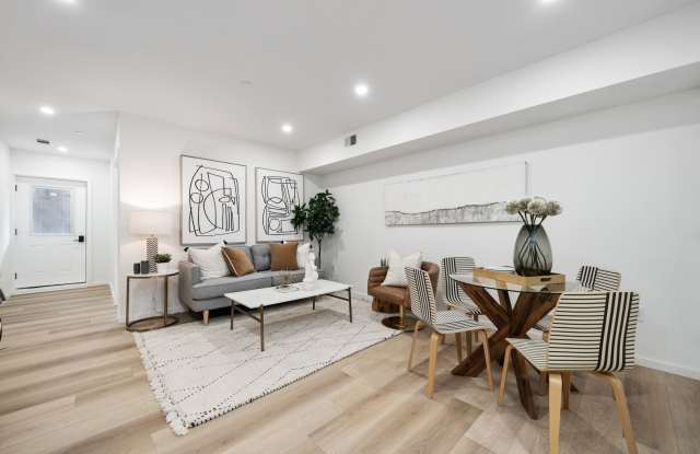 Modern Two Bed - Two Bath in Kingman Park! Gallery 3
