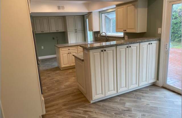 3121 BOSTONIAN DR Gallery 2