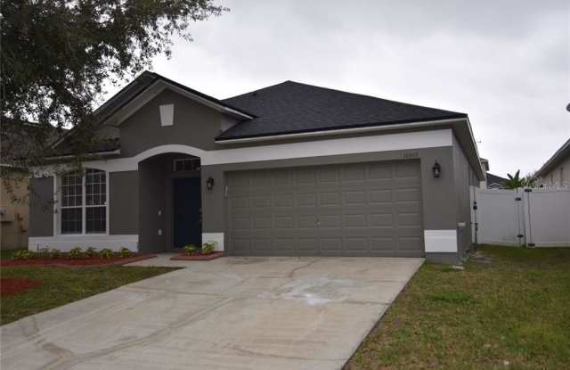 10017 SAVANNAH BLUFF LANE Gallery 3