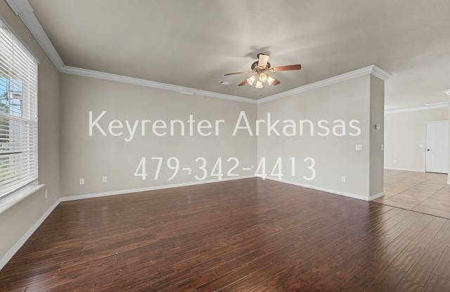 Stunning 3 Bed / 3 Bath Home – Move‑In Ready Now Gallery 4