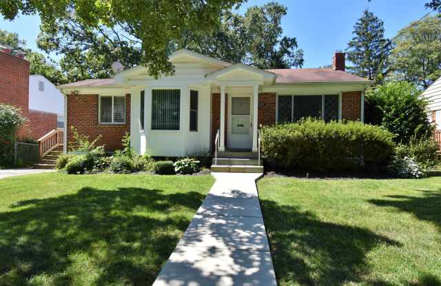 Fantastic 4 Bedroom, 3 Full Bathroom, Close in Bethesda Home! photos photos