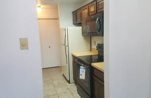 3635 W Northgate Dr Gallery 2