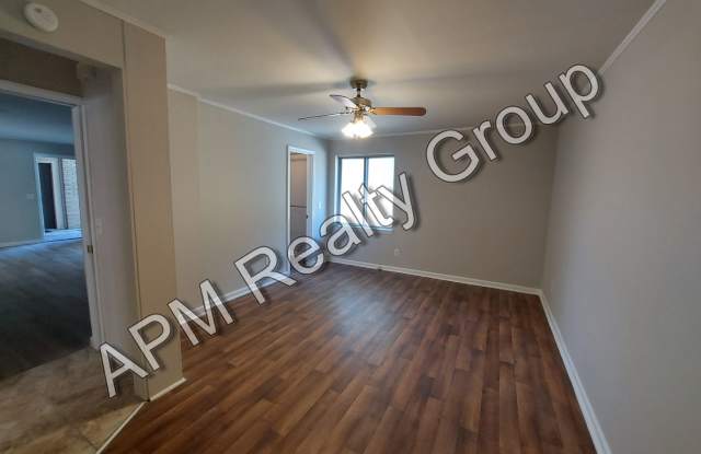 One bedroom in quiet Rosewood photos photos