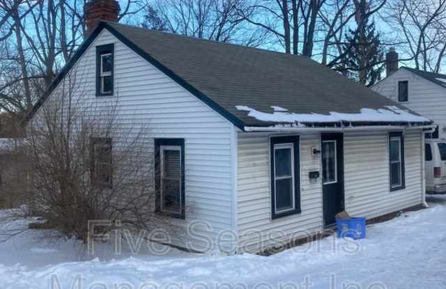 366 Riverside Ave - 366 Riverside Avenue, Burlington, VT 05401