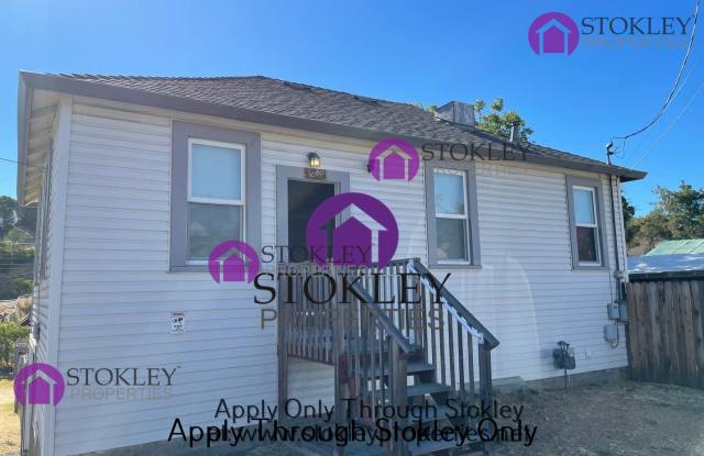 Stokley Properties Presents 1060 Santa Fe Avenue in Martinez - 1060 Santa Fe Avenue, Contra Costa County, CA 94553