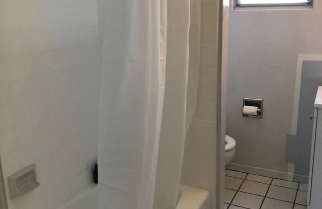 821 Coronado Court Gallery 4